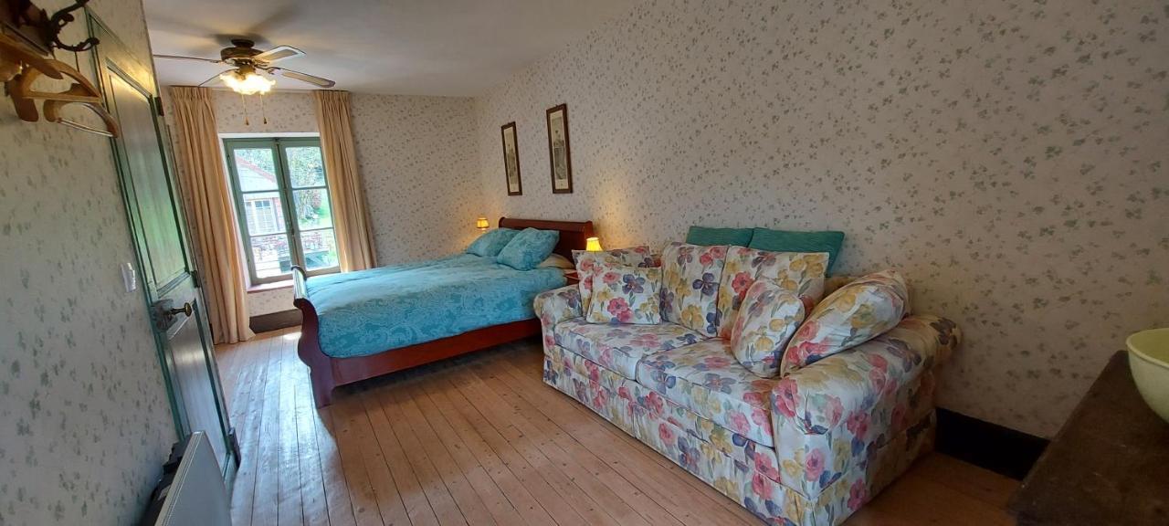 Chambres D'Hotes A L'Etang D'Yonne Arleuf Kültér fotó